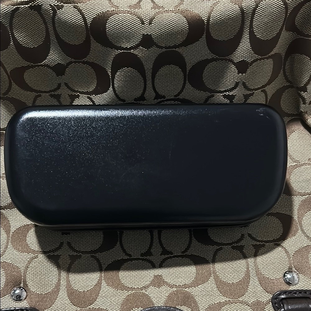 Coach Glossy Black Eyewear Case - Picture 4 of 6